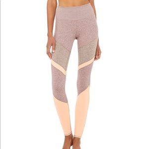 ALO Yoga High-Waist ALOSOFT Sheila Legging (XXS)
